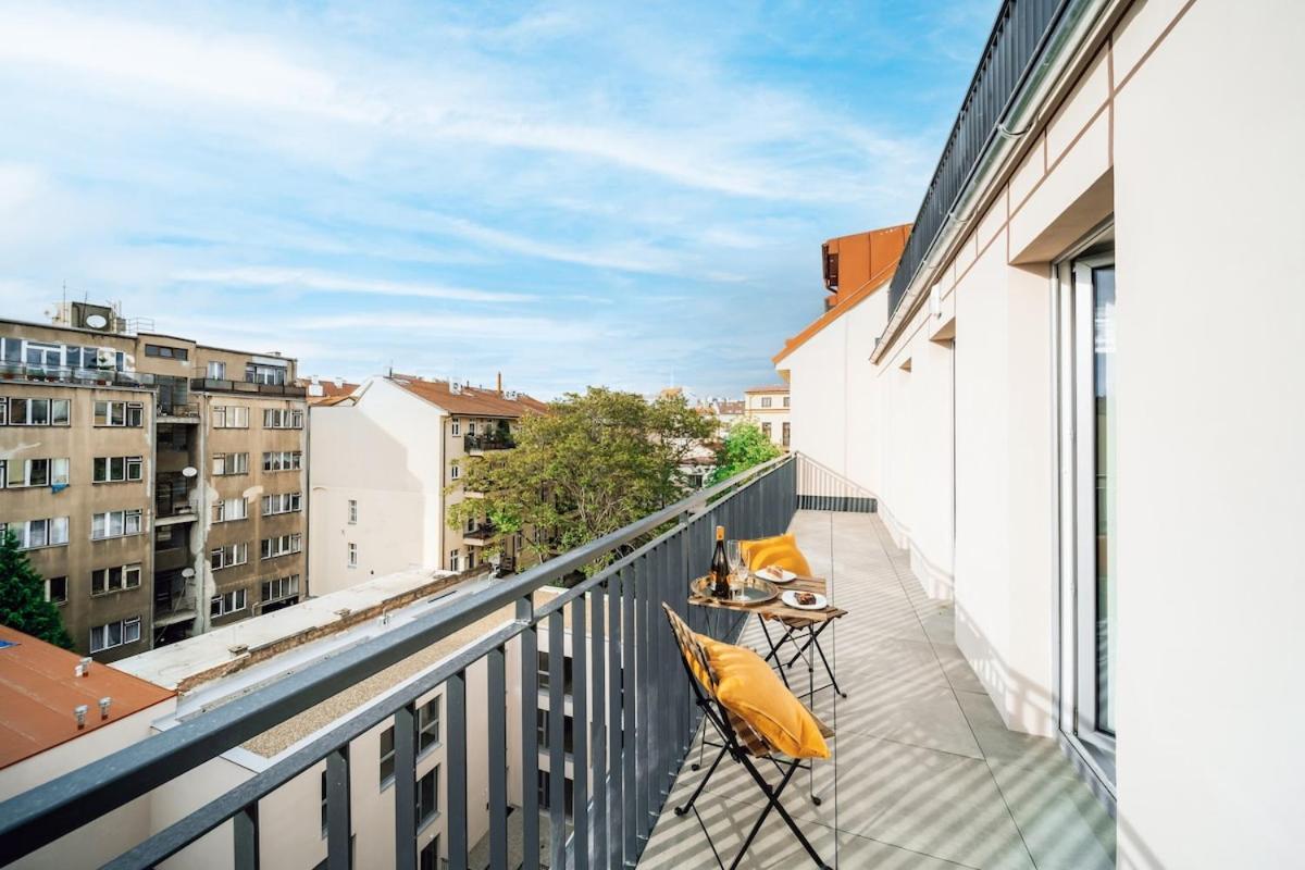 Cavallo Penthouse Xl Balcony City Center Appartamento